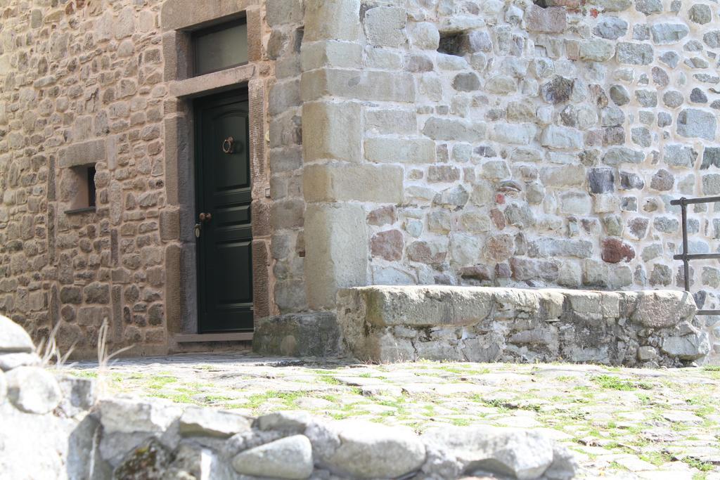 Al Castello Da Annamaria Guest House Беверино Екстериор снимка