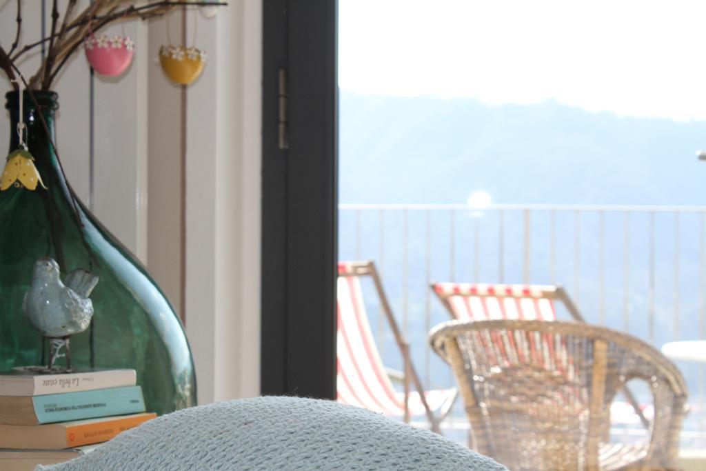 Al Castello Da Annamaria Guest House Беверино Екстериор снимка