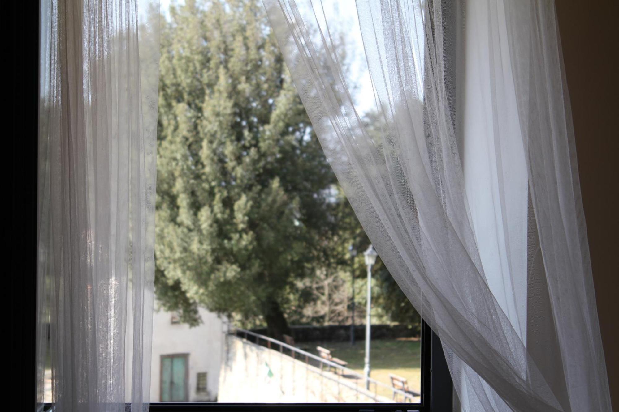 Al Castello Da Annamaria Guest House Беверино Стая снимка