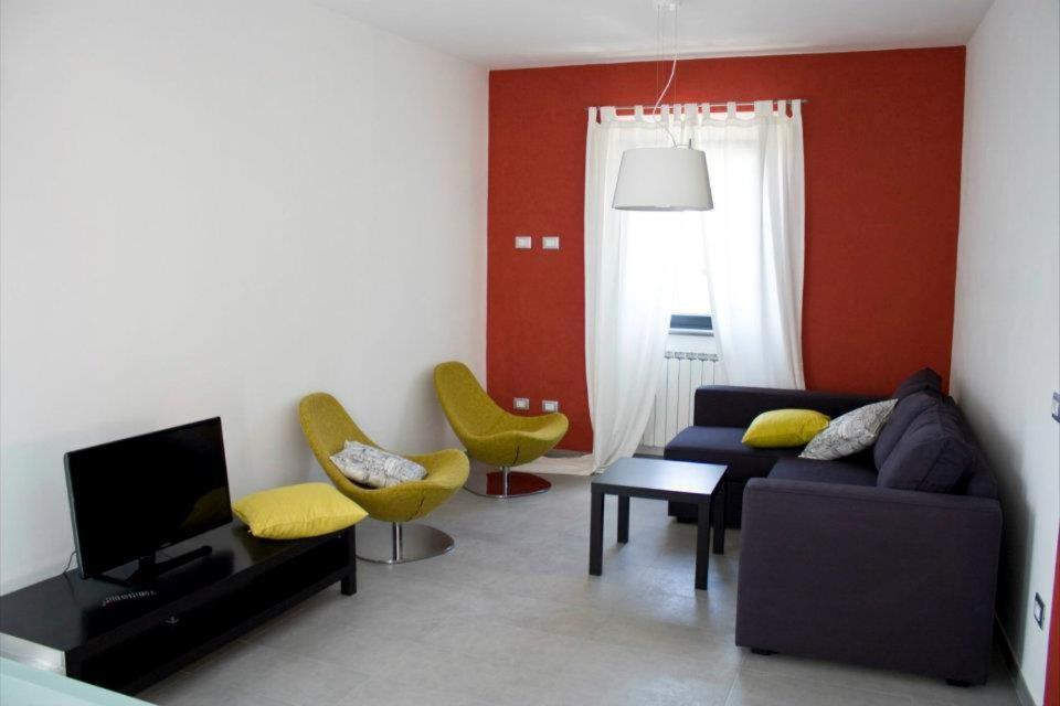 Al Castello Da Annamaria Guest House Беверино Стая снимка